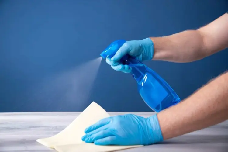 cleaning-surfaces-with-an-antiseptic-during-a-coronavirus-epidemic--768x512.jpg