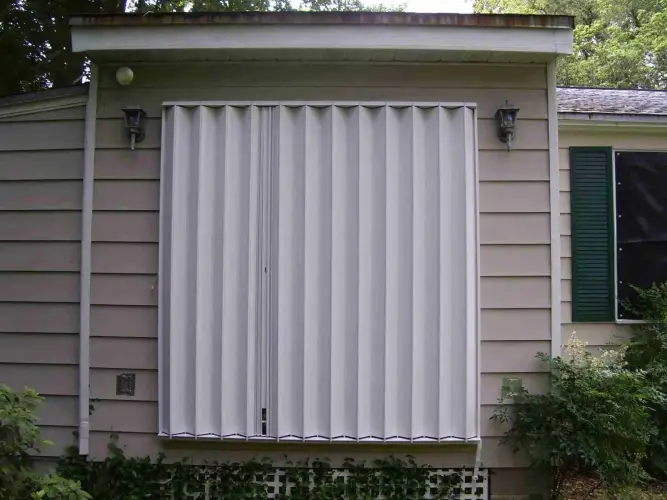 Accordion-Shutters-2048x1536.jpeg