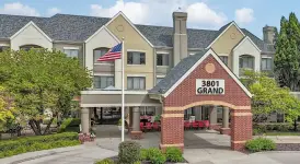 3801 Grand Assisted Living & Memory Care - Des Moines business