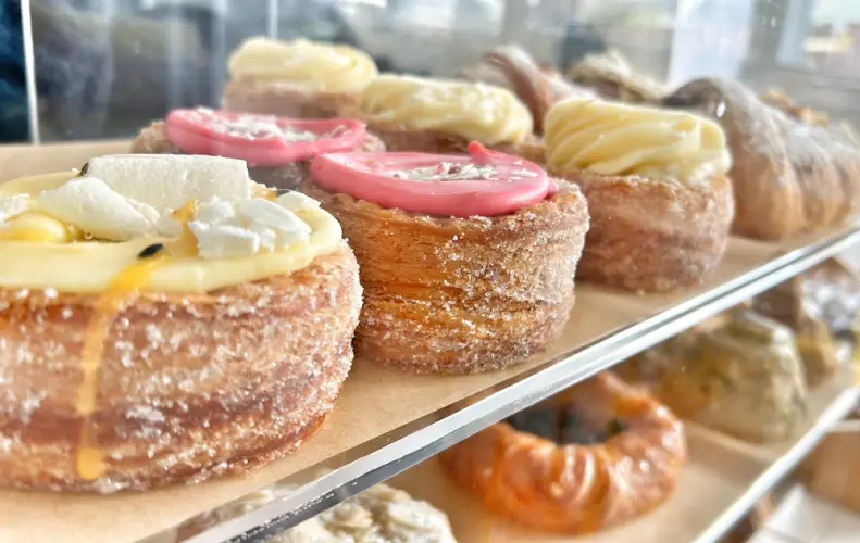 gourmet-cronuts-in-bakery-display.jpg