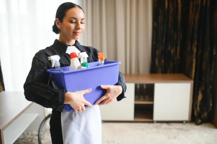 hotel-room-cleaning-service.jpg