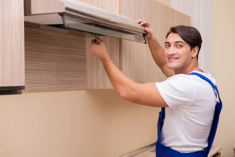 young-man-working-with-kitchen-equipment_85869-8416.jpg
