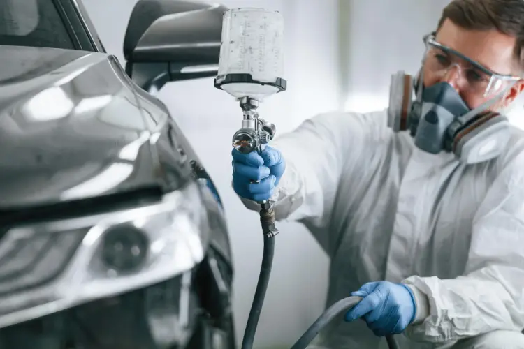car-body-paint-spray-professional.jpg