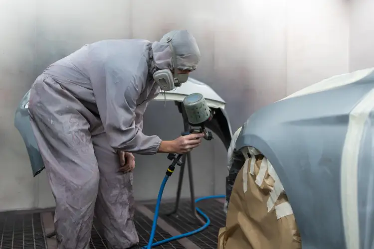 car-repair-paint-spraying-599.jpg