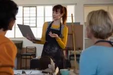 Sipping N' Painting Hampden - Denver business