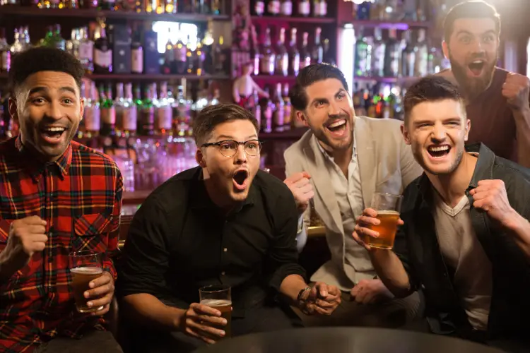 excited-friends-bar-drinks.jpg