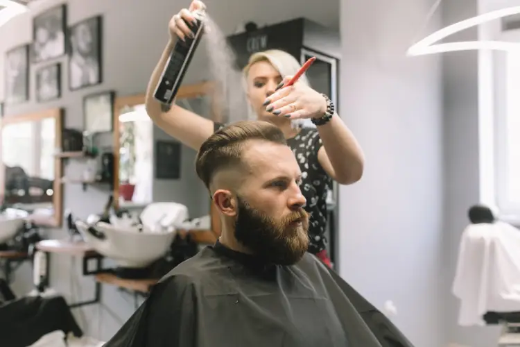 barber-styling-hair-spray.jpg
