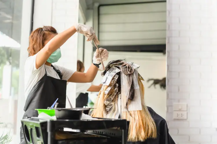 hair-coloring-professional-salon-foils.jpg