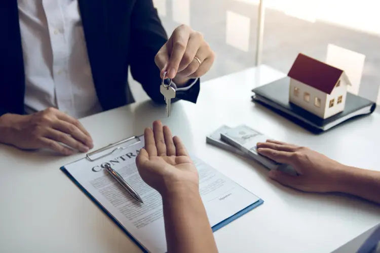 real-estate-key-exchange.jpg