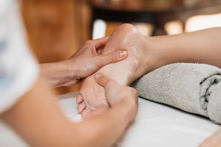 foot-reflexology-massage.jpg