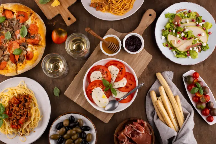 italian_dinner_flatlay_wooden_background.jpg