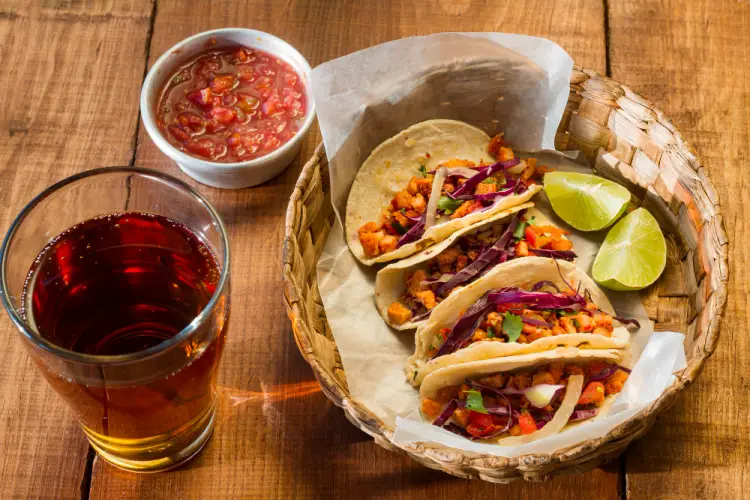 rustic-fish-tacos-basket-with-lime-and-salsa.jpg