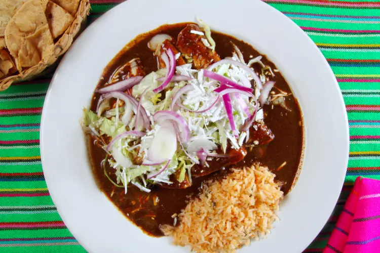 chicken-enmoladas-with-rice-and-onions.jpg