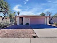 Modern 3-bedroom, 2-bath house for rent in Mesa - Phoenix - Houses for Rent listing