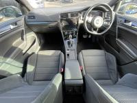 2018 Volkswagen Golf 2.0 TSI R Hatchback 5d DSG - photo 4 / 6