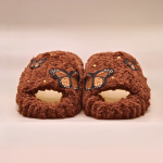 Cozy Fluffy House Slides for Women Where Softness Meets Bold Design - photo 4 / 6