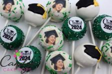 Grab Custom Graduation Cap Cake Pops for Your Big Celebration - photo 2 / 5