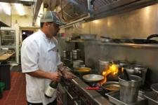 BUSCAMOS COCINEROS Y AYUDANTES  en Wellington FL - Culinary Services listing in West Palm Beach