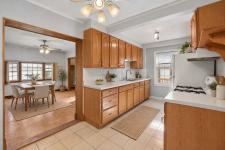 Expanded Des Plaines Townhome with Space, Flexibility, and Opportunity - photo 4 / 6